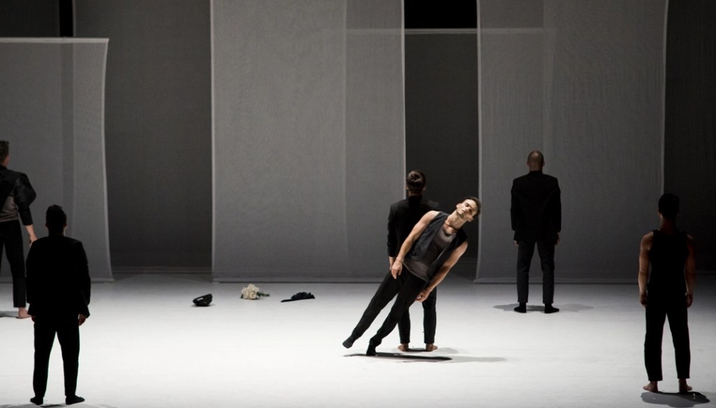 « Rouge » de Mickaël Le Mer – Cie S’Poart